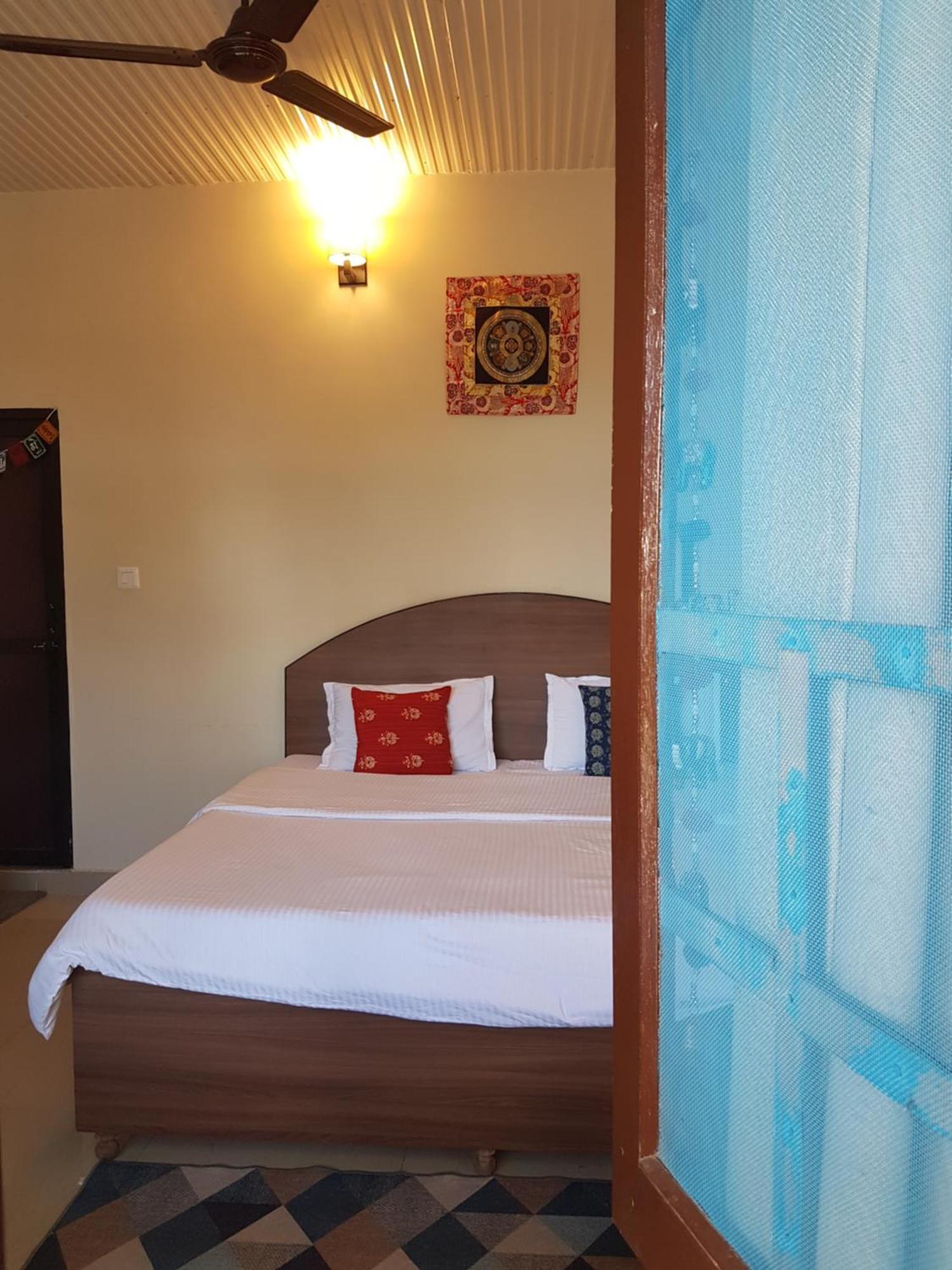 Aditya Homestay Bir-Billing Surrounded By Mountains Zewnętrze zdjęcie